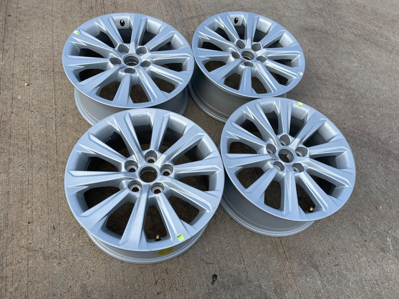 18" Toyota Grand Highlander OEM 10525 wheels rims Lexus TX350 Texas Truck Tire