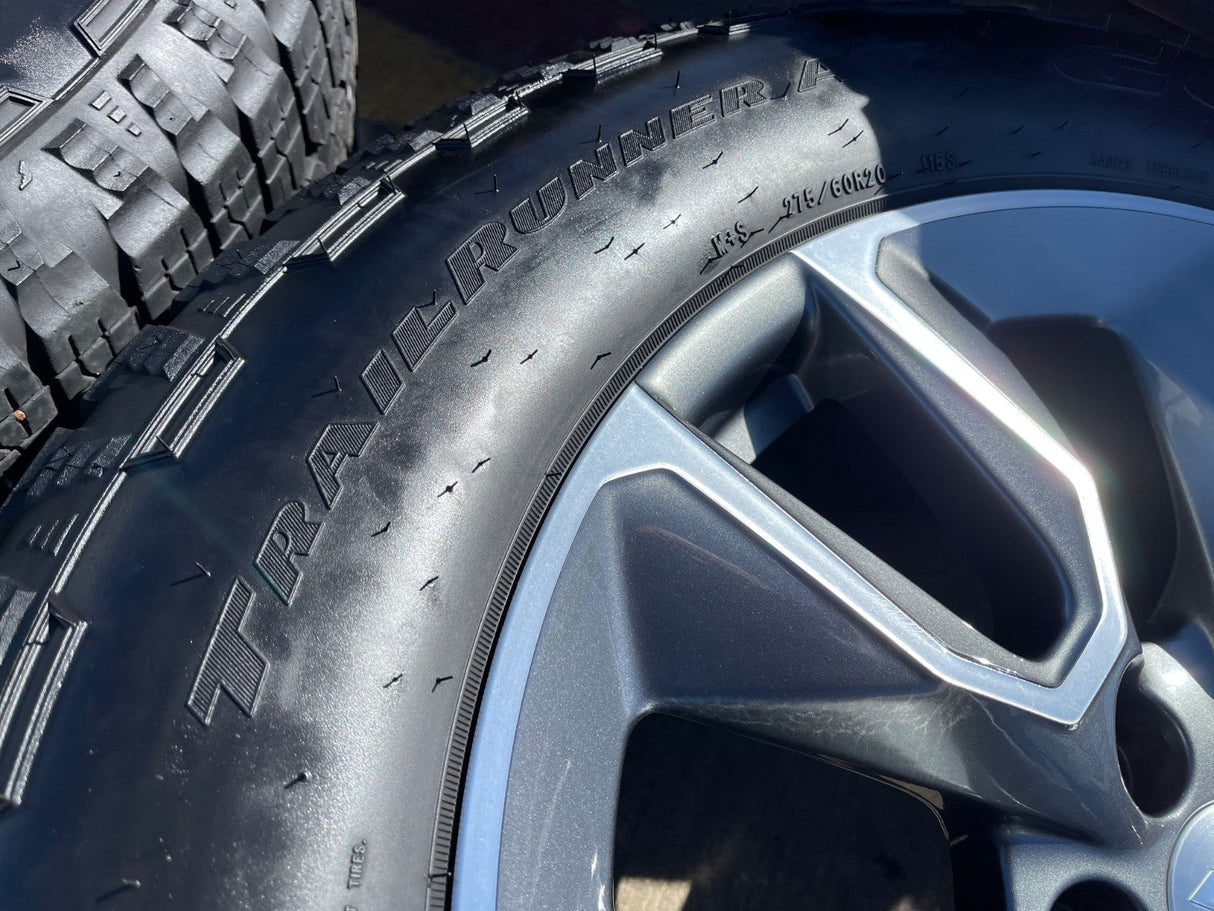 20" Chevy Silverado 1500 Tahoe Suburban OEM 5915 5916 wheels rims GOODYEAR Texas Truck Tire