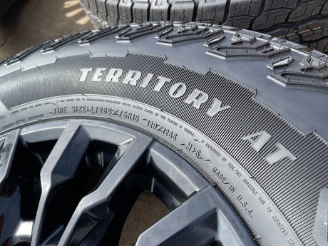 18" Chevy Silverado ALASKAN AT4X 2500 OEM 14031 wheels rims 2024 2025 2026 NEW Texas Truck Tire