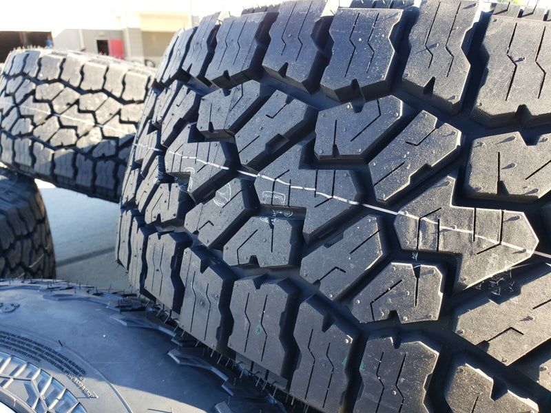 18" Ford F-250 F-350 OEM TREMOR rims wheels 10482 FALKEN A/T4 33" NEW Texas Truck Tire