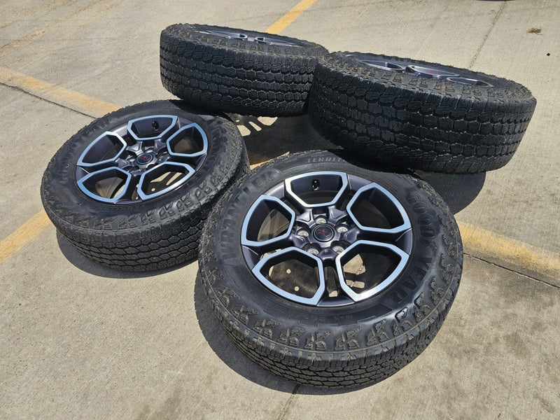 18" Jeep Grand Cherokee TRAILHAWK L OEM wheels rims 9309 Durango Texas Truck Tire