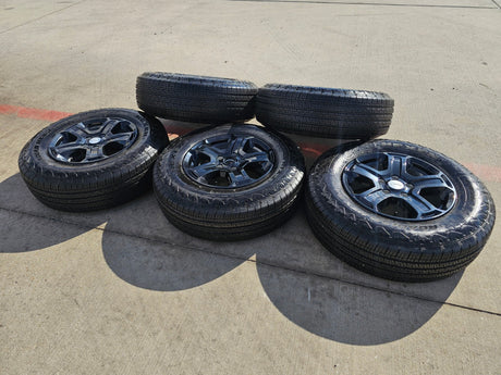 17" Jeep Wrangler Rubicon OEM wheels rims 9216 Gladiator tires NEXEN NEW Texas Truck Tire