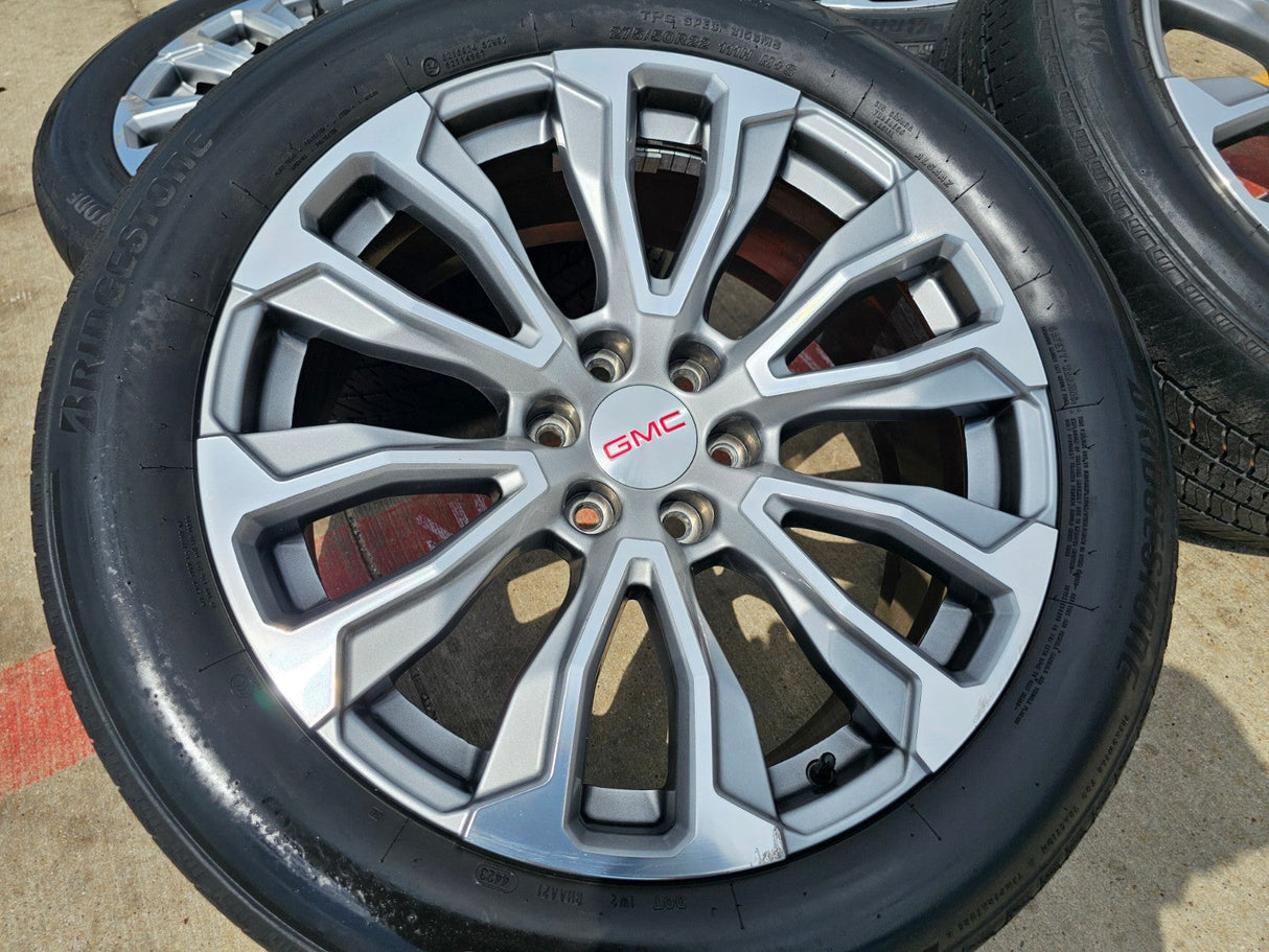 22" GMC Yukon Sierra DENALI OEM wheels rims 14025 97000 tires Texas Truck Tire