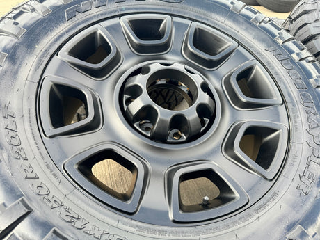 20" Ford F-250 F-350 OEM TREMOR wheels rims 10486 tires 2025 2026 NEW 35" Texas Truck Tire
