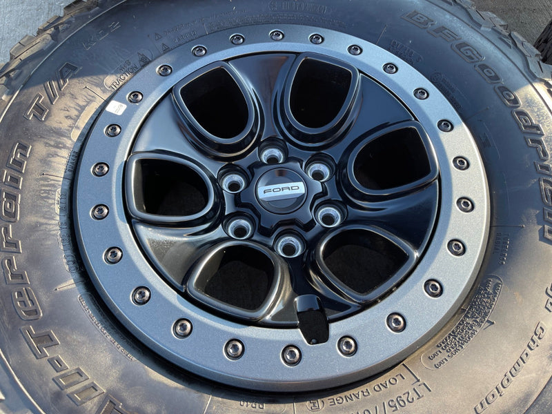 17" Ford F-150 Raptor OEM BEADLOCK rims wheels 10459 95210 BFG KO2 35" tires Texas Truck Tire