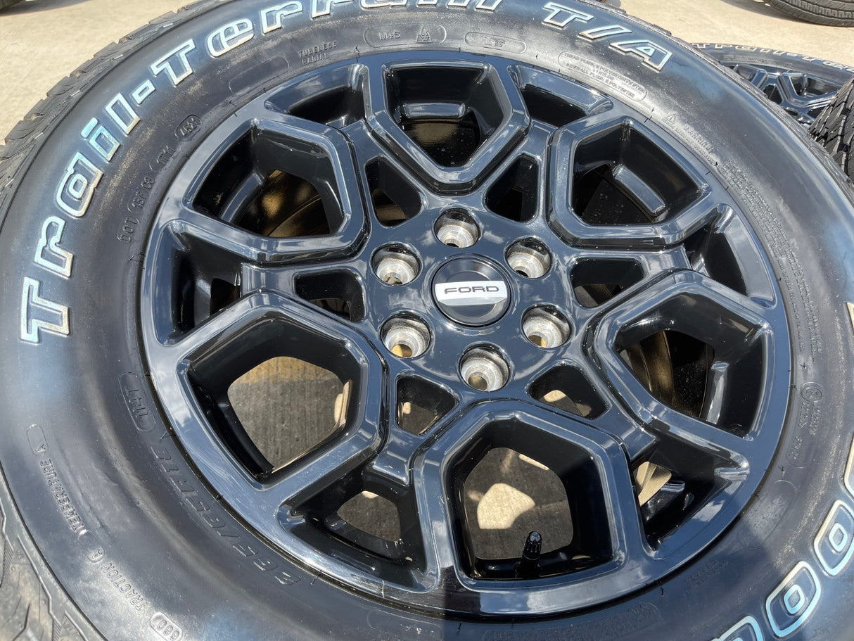 18" Ford F-150 OEM rims wheels 95049 10340 Expedition BFG Texas Truck Tire