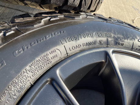 (5) 17" Jeep Wrangler Rubicon OEM 96226 wheels rims Gladiator BFG KO2 NEW 2026 Texas Truck Tire