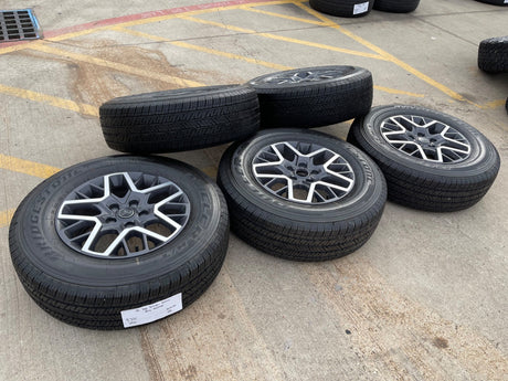 18" Jeep Wrangler Grand Cherokee Gladiator OEM 9331 wheels rims 2025 2026 NEW Texas Truck Tire