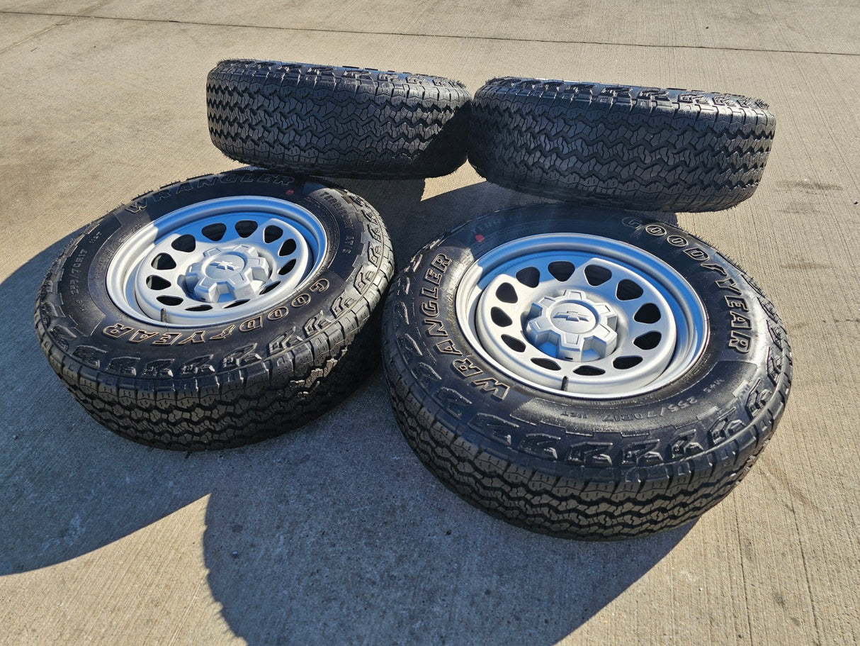 17" Chevy Colorado OEM wheels rims Silverado 8130 Canyon 2025 2026 NEW GOODYEAR Texas Truck Tire