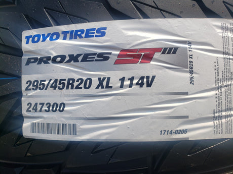 20" Jeep Grand Cherokee SRT Trackhawk OEM 9139 wheels rims tires NEW Texas Truck Tire