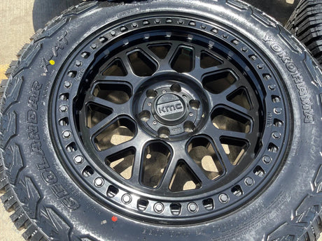 20x9 20" KMC KM549 Ford Expedition F-150 6x135 wheels rims tires 33" NEW Texas Truck Tire