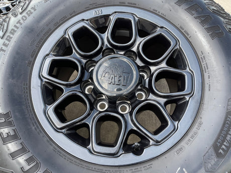 18" AEV Chevy BISON Trail Boss ZR2 2500 OEM wheels rims GMC Sierra GOODYEAR 35" Texas Truck Tire