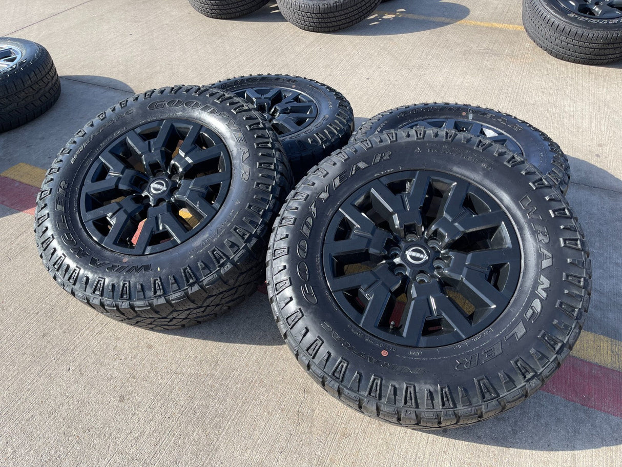17" Nissan Frontier OEM Desert Runner 62832 wheels rims tires DURATRAC A/T Texas Truck Tire