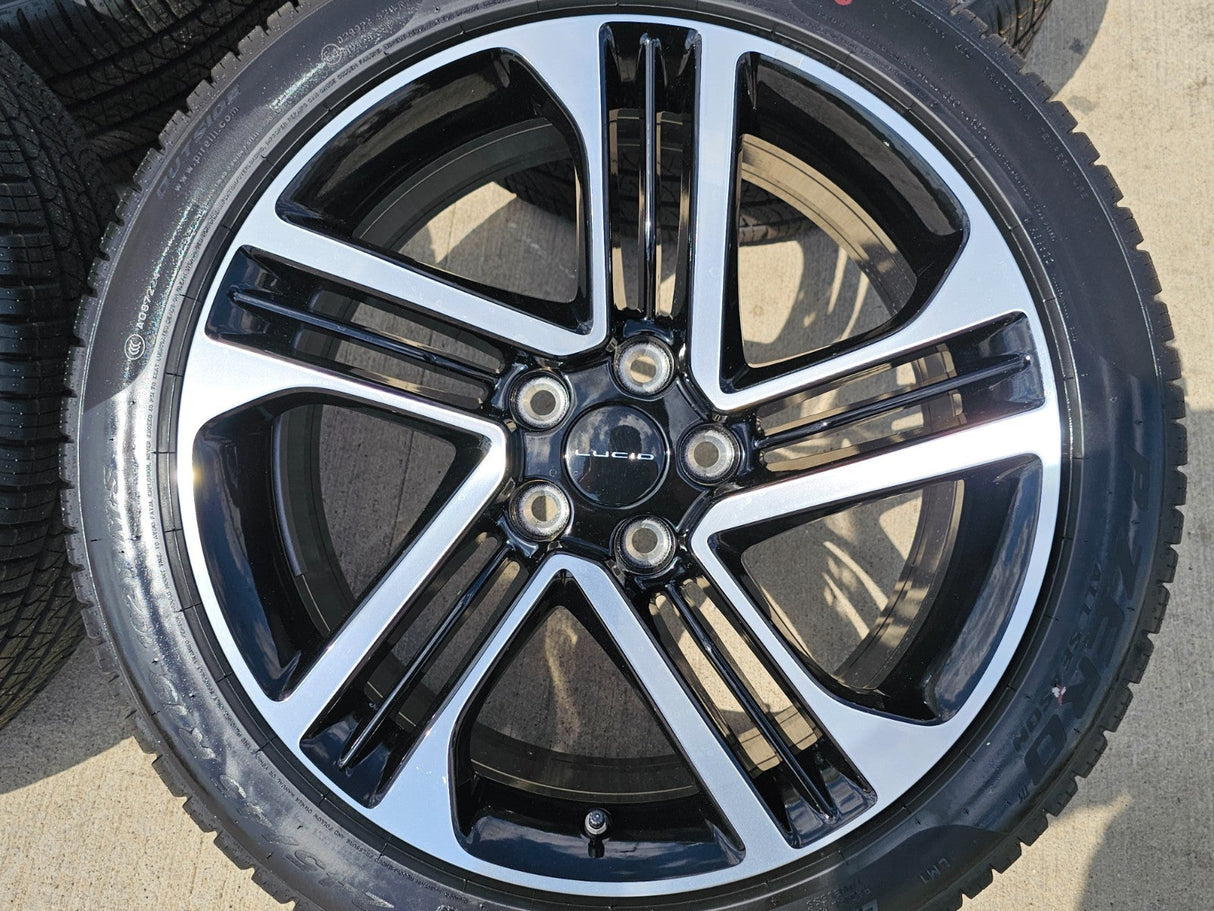 19" Lucid Air OEM Grand Touring black wheels rims 2025 2026 2027 PIRELLI NEW Texas Truck Tire