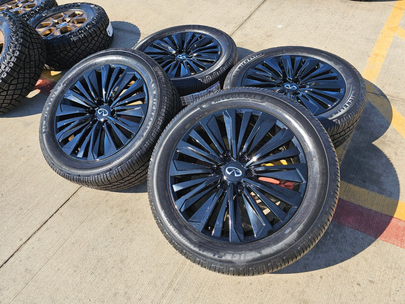 22" Infiniti QX80 QX56 Nissan Titan Armada OEM 94236 wheels rims MIHCELIN NEW Texas Truck Tire
