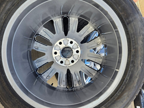22" GMC Yukon Chevy Tahoe Escalade OEM chrome 95513 wheels rims tires NEW Texas Truck Tire
