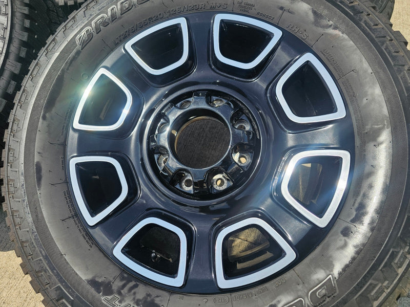 20" Ford F-250 F-350 OEM Lariat Platinum wheels rims 10486 tires 2024 2025 Texas Truck Tire