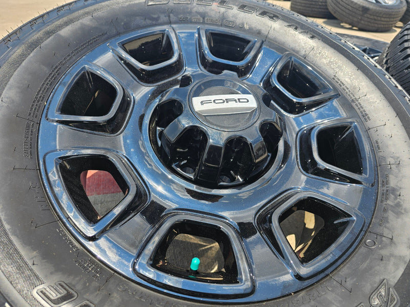20" Ford F-250 F-350 OEM Lariat Platinum wheels rims 10486 tires 2025 2026 NEW Texas Truck Tire