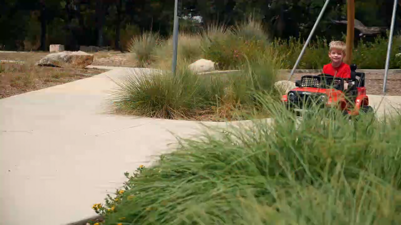 12V Kids Ride-on Truck with Parental Remote Control and LED Lights - Purple