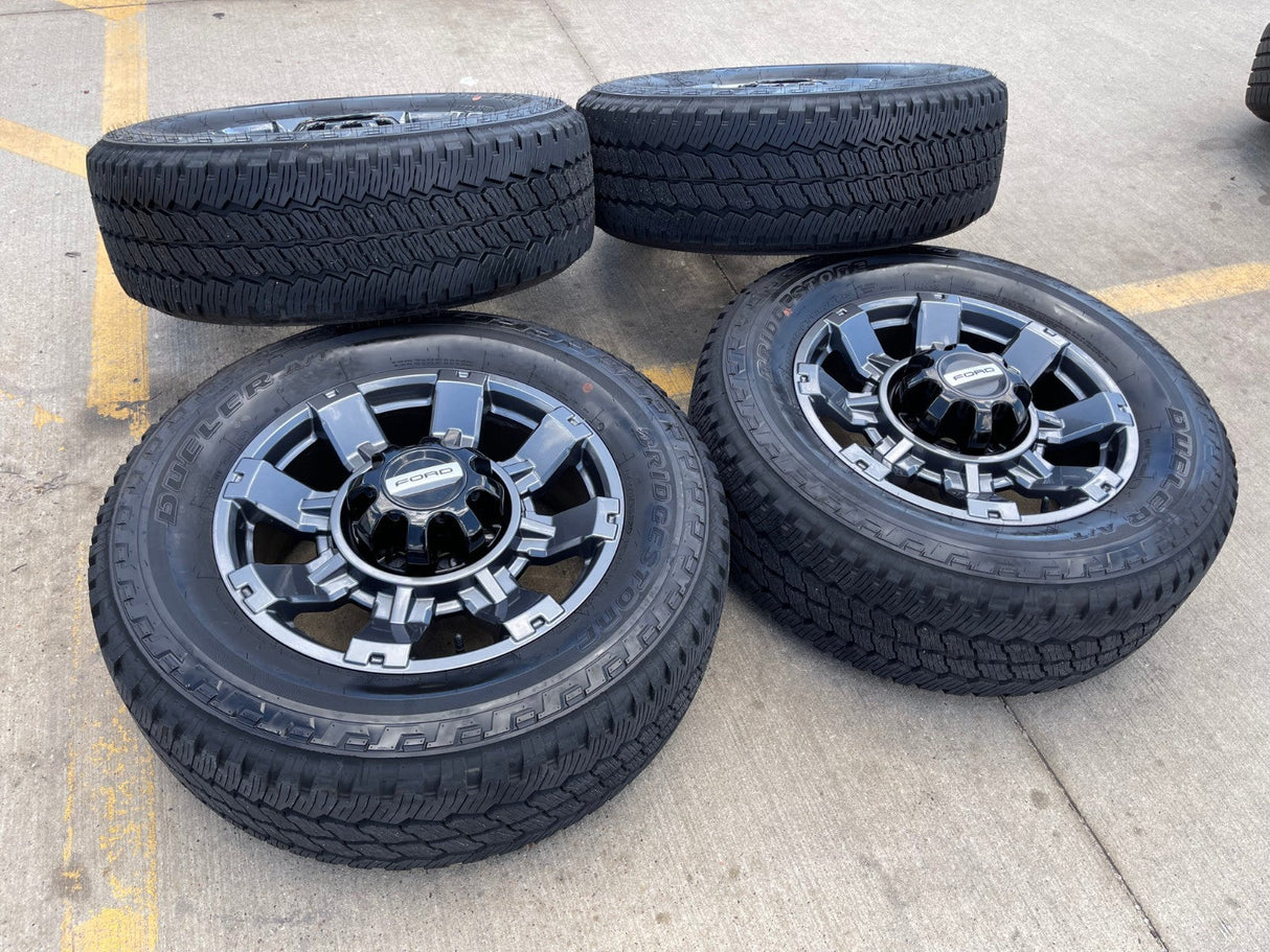 20" Ford F-250 F-350 OEM gray Lariat 10485 10296 wheels rims tires Texas Truck Tire