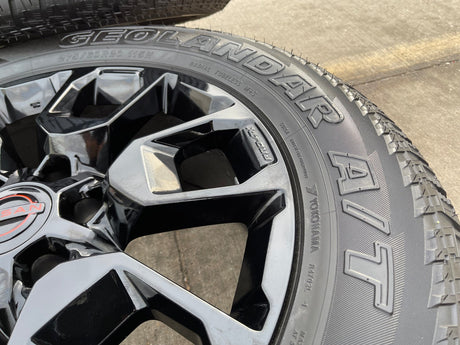 20" Nissan Titan PRO-4X Armada OEM wheels rims tires 2024 2025 2026 NEW Texas Truck Tire