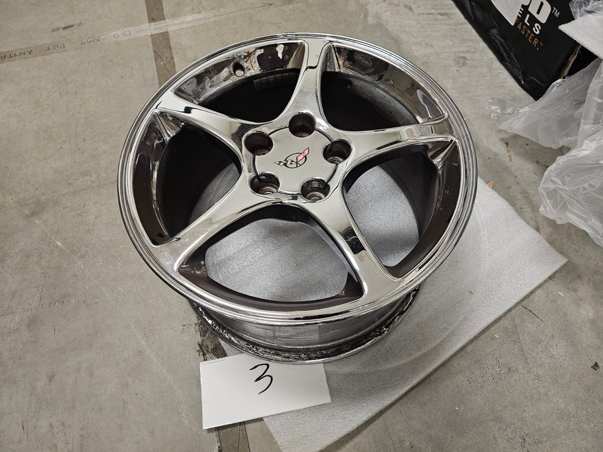18" 18x9.5 Chevy Corvette OEM chrome rim wheel 5105 5104 2003 2004 2005 REAR Texas Truck Tire