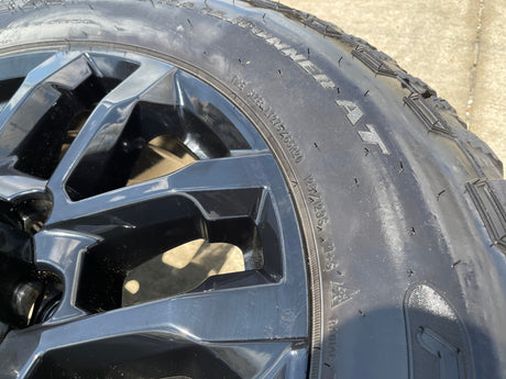 20" GMC AT4 Chevy Silverado Trail Boss 2500 OEM 94030 wheels rims 2025 2026 NEW Texas Truck Tire