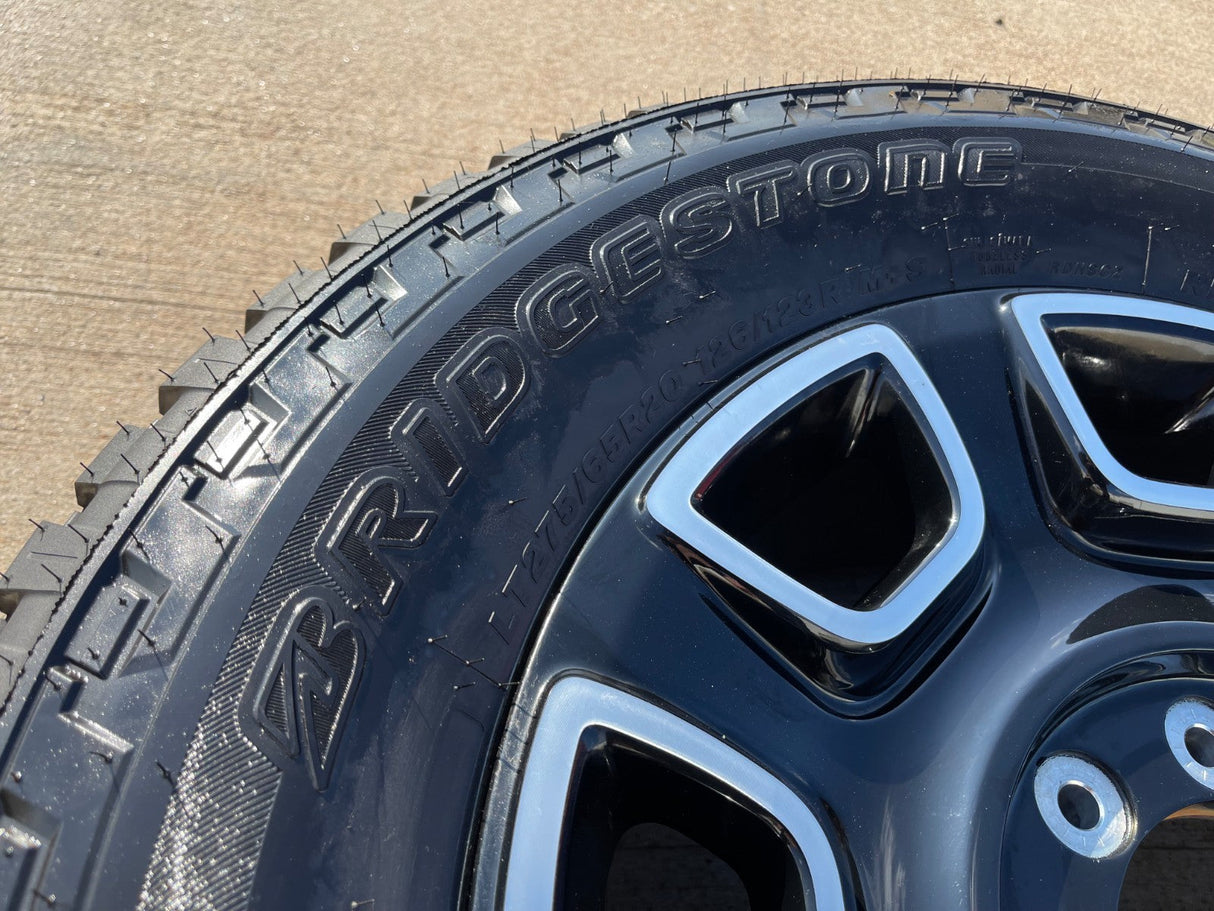 20" Ford F-250 F-350 OEM Lariat Platinum wheel rim 10486 tire 2025 2026 NEW Texas Truck Tire