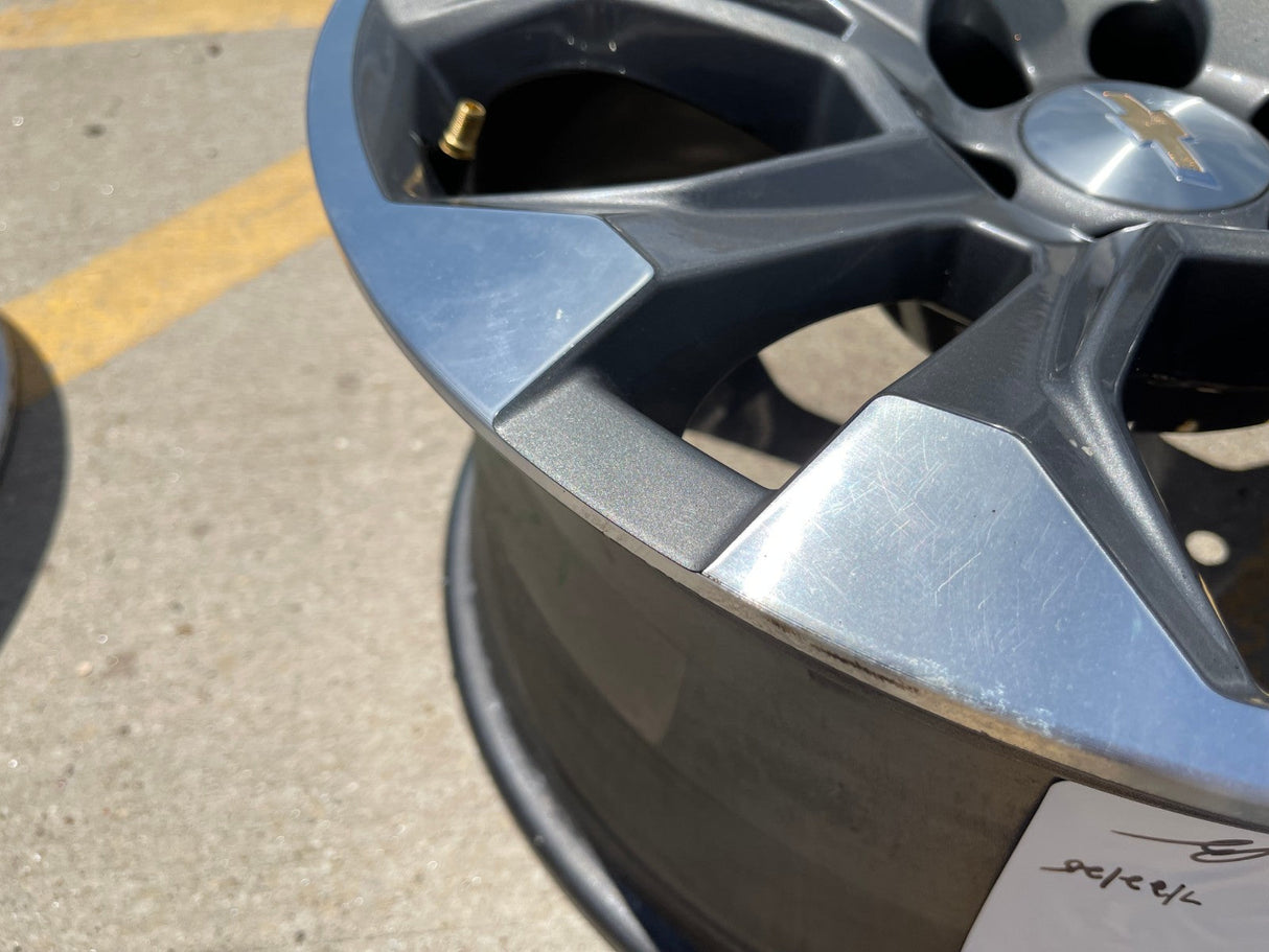 20" Chevy Tahoe Silverado OEM 14090 95417 wheel rim GMC Yukon spare Texas Truck Tire