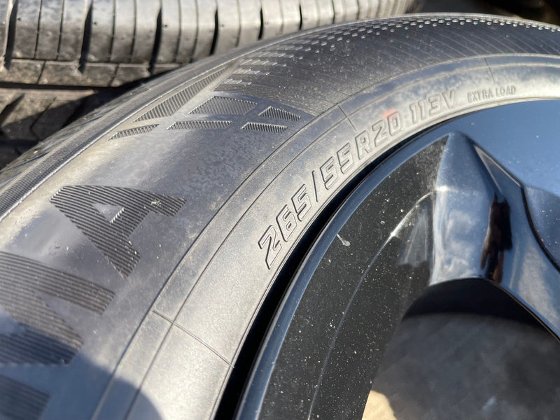 20" Jeep Grand Cherokee L OEM black wheels rims 9287 95199 tires Texas Truck Tire
