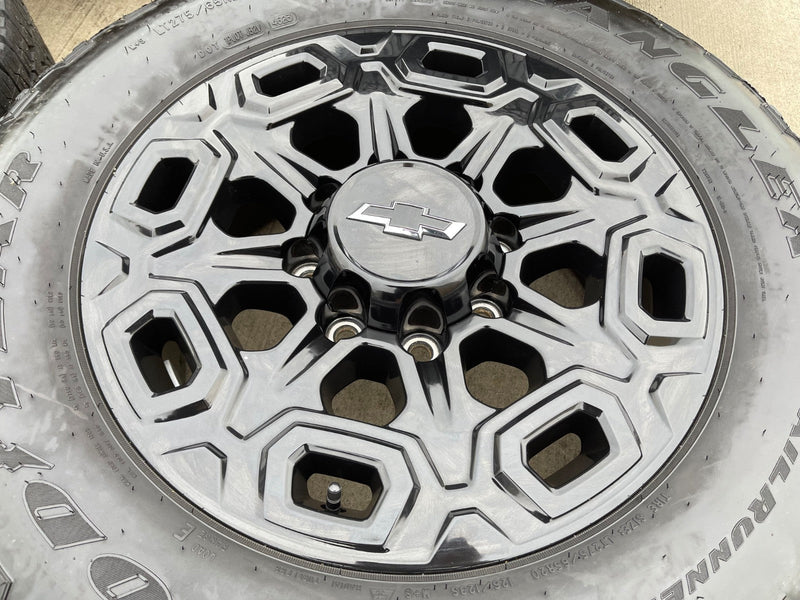 20" Chevy Silverado Trail Boss GMC AT4 2500 OEM 5946 wheels rims 2024 2025 2026 Texas Truck Tire