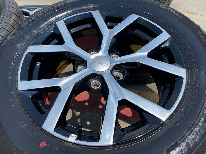 18" Jeep Grand Cherokee L OEM wheels rims 9285 95198 Durango 2025 MICHELIN NEW Texas Truck Tire