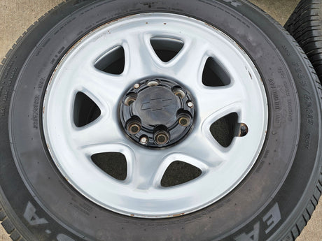 17" Chevy Tahoe PPV OEM Police Package 8111 wheels rims tires Texas Truck Tire