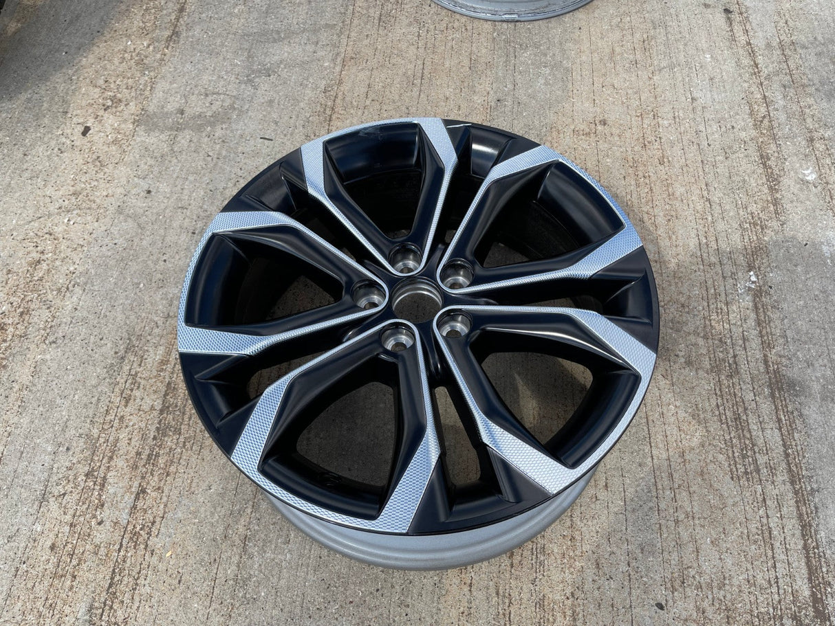20" Toyota Sienna OEM 69167 rim wheel Venza Rav4 CH-R 2022 2023 2024 2025 2026 Texas Truck Tire
