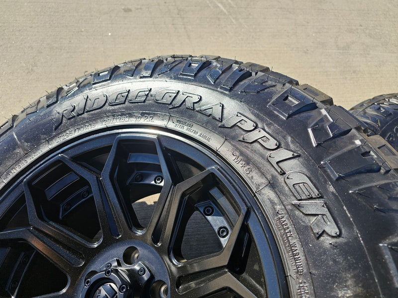 18x9 Fuel Siege D706 Jeep Sequoia black wheels rims -12 NITRO Texas Truck Tire