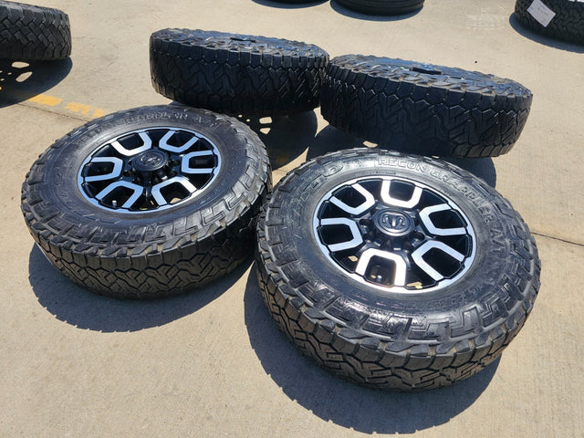 18" Ram 2500 3500 LARAMIE OEM wheels rims 2694 tires 35" NITRO Texas Truck Tire