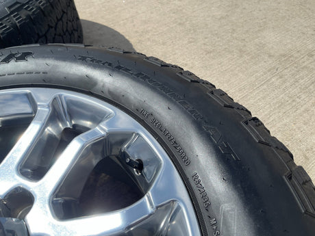 20" Chevy Silverado HIGH COUNTRY GMC Sierra AT4 2500 3500 OEM 95685 wheels rims Texas Truck Tire