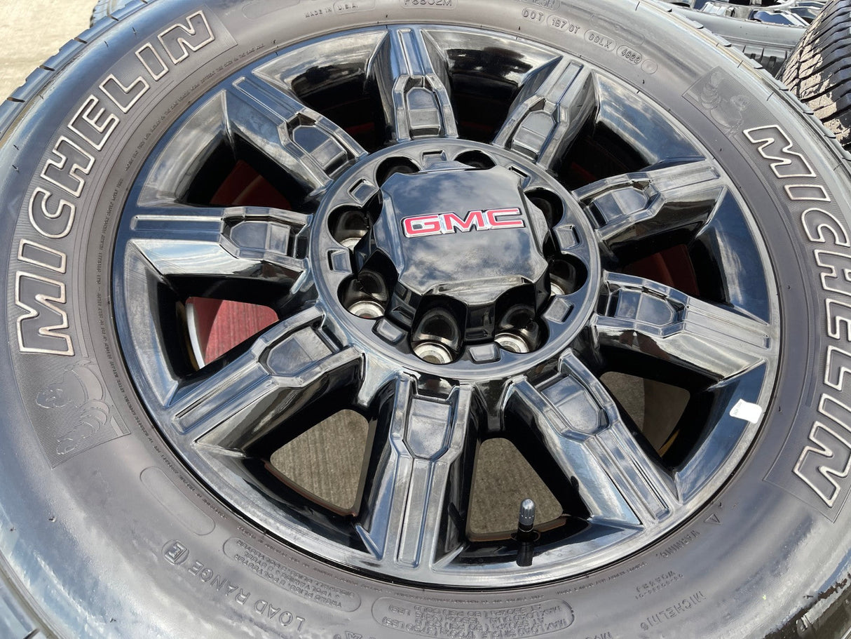 20" GMC Sierra AT4X 2500 3500 OEM 14137 5963 wheels rims Silverado MICHELIN Texas Truck Tire