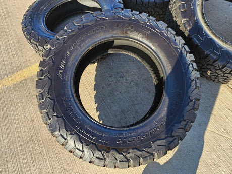 (4) 255/70/18 BFG KO2 A/T tires F-150 Sierra Tahoe Silverado NEW TAKE OFFS NEW Texas Truck Tire