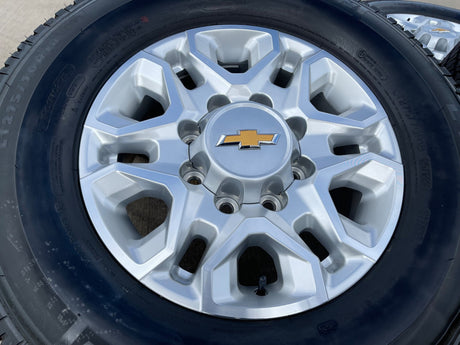 18" Chevy Silverado 2500 3500 OEM 5959 wheels rims MICHELIN LTX A/T2 NEW Texas Truck Tire