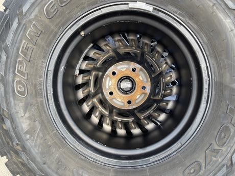 18" 18x10 Fuel CYCLONE D683 Jeep Wrangler wheels rims 5x5 5x127 TOYO R/T 37" Texas Truck Tire