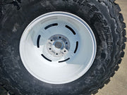 17" Ford Bronco HERITAGE SASQUATCH OEM 10463 wheels rims white 35" BFG NEW Texas Truck Tire