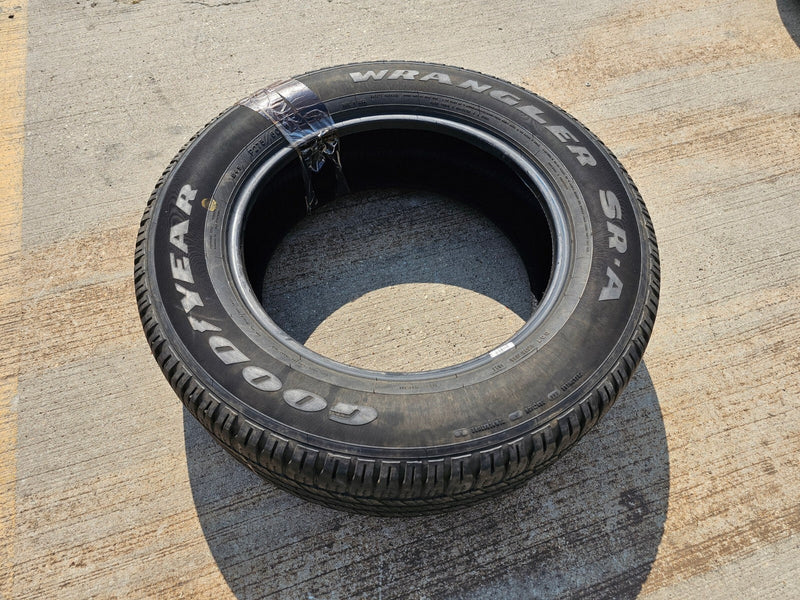 (1) 275/60/20 Goodyear Wrangler SR-A tire Texas Truck Tire