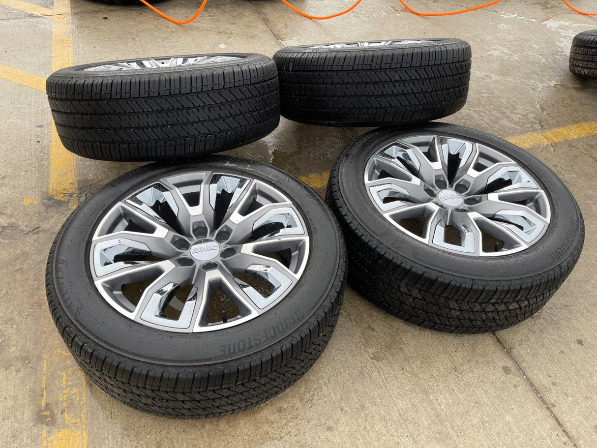 22" GMC Yukon Chevy Tahoe Escalade OEM chrome 95513 14134 wheels rims tires Texas Truck Tire