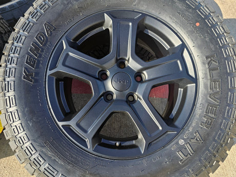 17" Jeep Wrangler Rubicon OEM wheels rims 9216 Gladiator KENDA KLEVER A/T2 NEW Texas Truck Tire