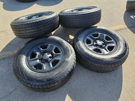 17" Jeep Wrangler Rubicon Sahara OEM wheels rims 9240 9220 black 2022 2023 2024 Texas Truck Tire