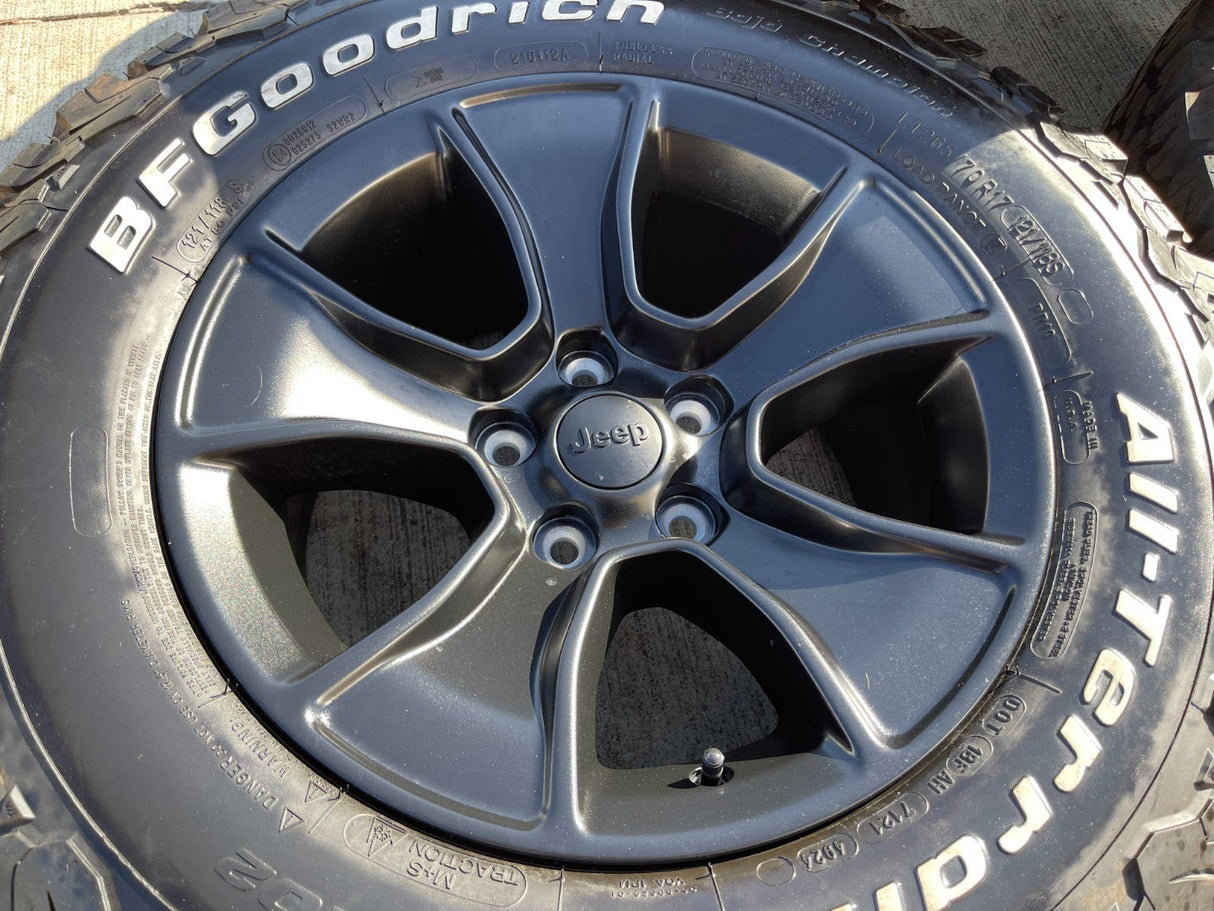 (4) 17" Jeep Wrangler Rubicon OEM 96226 wheels rims Gladiator BFG KO2 NEW 2026 Texas Truck Tire
