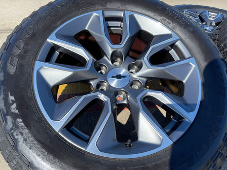 20" Chevy Silverado 1500 Tahoe Suburban OEM 5915 5916 wheels rims GOODYEAR Texas Truck Tire