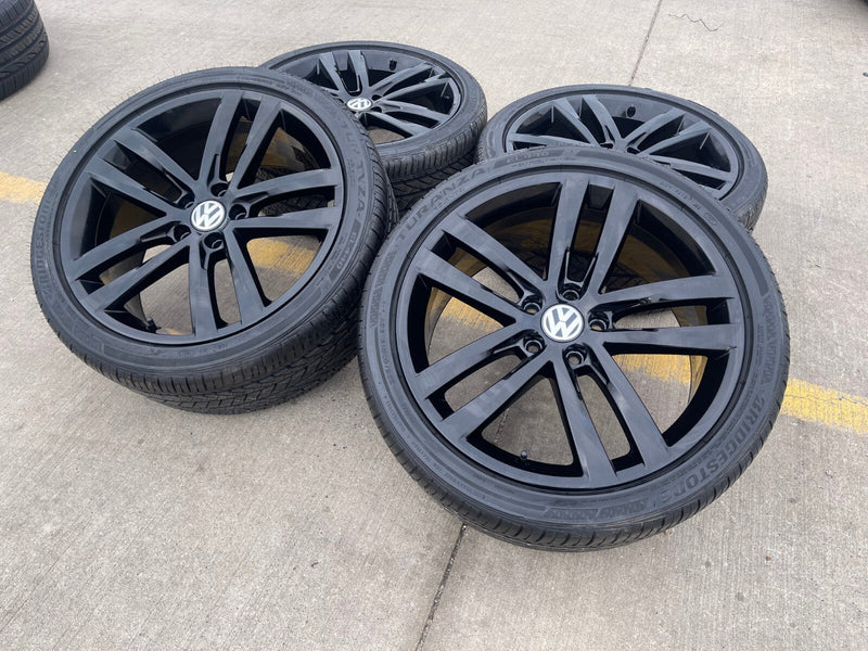19" VW Passat Golf GTI Jetta OEM 70002 Salvador black wheels rims Texas Truck Tire
