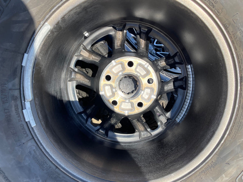 17" Jeep Wrangler 392 Gladiator Rubicon OEM 9329 BEADLOCK wheels rims NEW 35" Texas Truck Tire